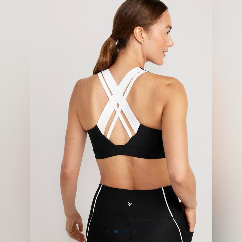NWT Old Navy Sports Bra